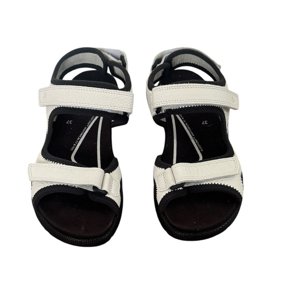 NWT Ecco black white hiking leather casual comfy outdoor sandals size 6.5